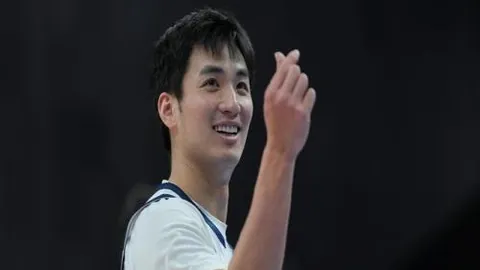 “2025年首届新版世俱杯奖金高达10亿美元，国际足联公布时间：2025-03-07”